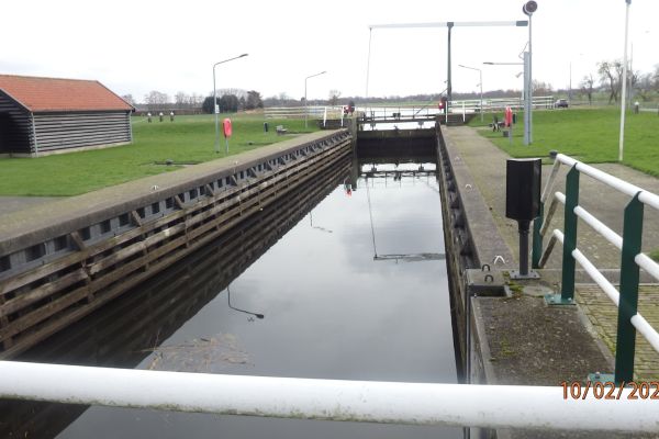 afbeelding-7-43-bij-sluis-t-hemeltje-073A4674A8-4A5E-6AAA-E19E-59BEF858AFA6.jpg